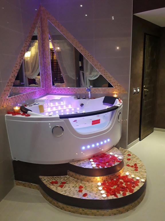 ליון Le Love Spa מראה חיצוני תמונה